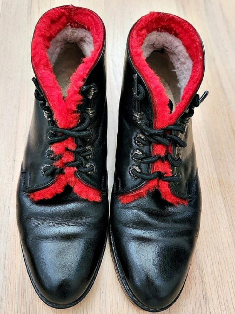 Bally Vintage Shearling-Lined Leather Winter Ankle Boots (EU 38 US7-7.5)